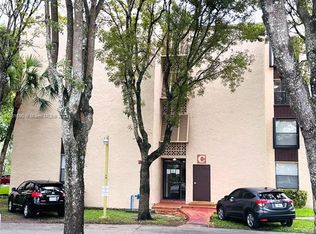 14221 SW 88th St APT C212, Miami, FL 33186