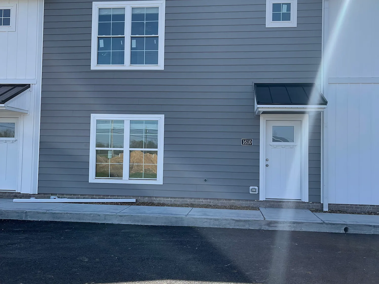 2 bed, 2.5 bath, 1550 sqft, $1,550 — Photo 4
