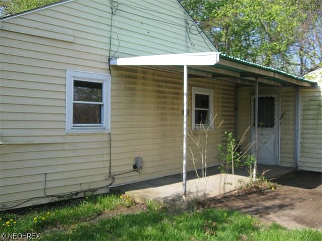 2nd image of 1268 Frederick Blvd