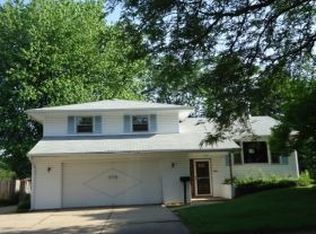 3716 Tennessee Dr, Rockford, IL
