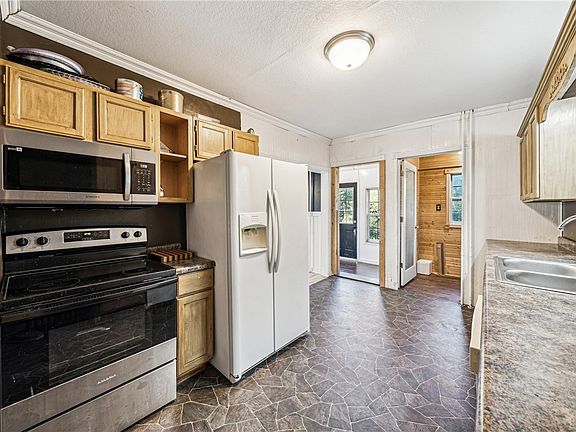3rd image of 309 Pearl Street