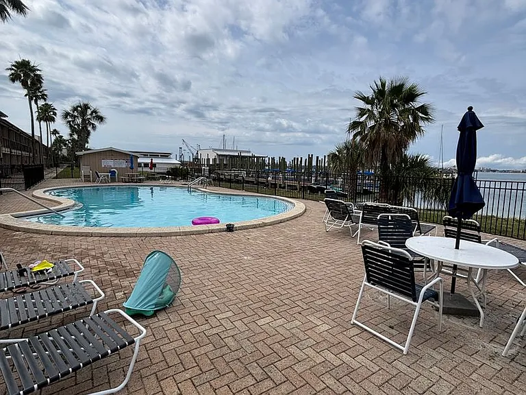 5505 Sun Harbor Rd #131 — Photo 21