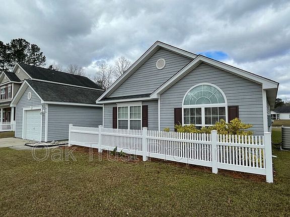 3rd image of 610 Savannah River Dr