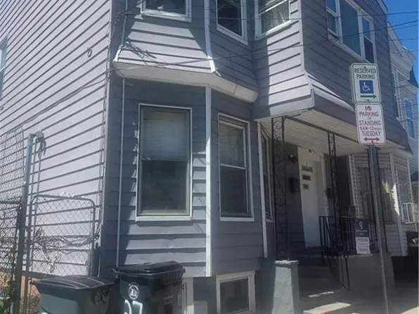 37 Blum St, Newark, NJ 07103