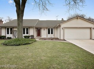 1440 Briergate Dr, Naperville, IL 60563