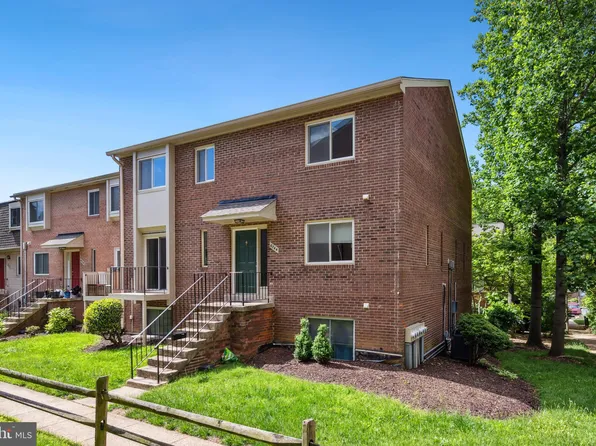 6744 Perry Penney Dr, Annandale, VA 22003