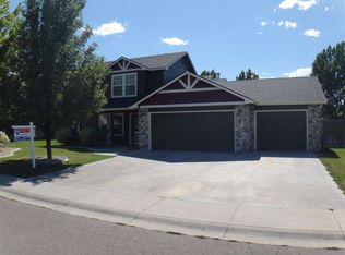 265 N Summerwind Dr, Nampa, ID 83651