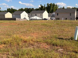 410 Foot Log Ln, Hogansville, GA 30230