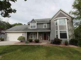 35417 Oak Knoll Rd, Burlington, WI 53105