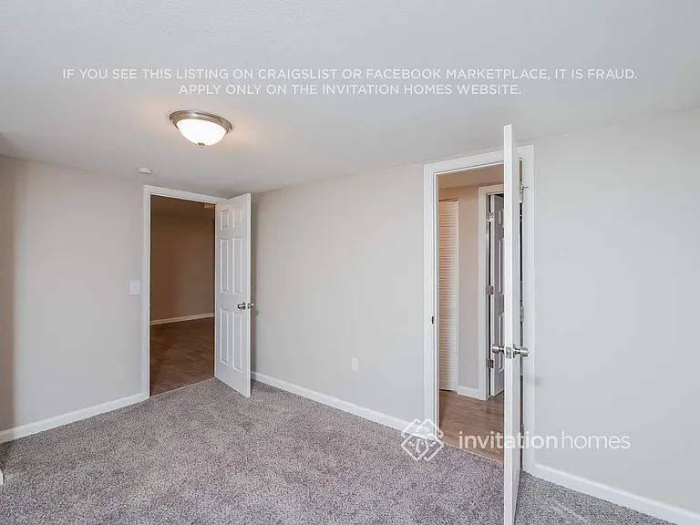 19710 E Lasalle Dr — Photo 9