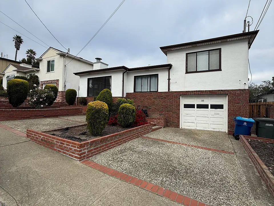 149 Longford Dr