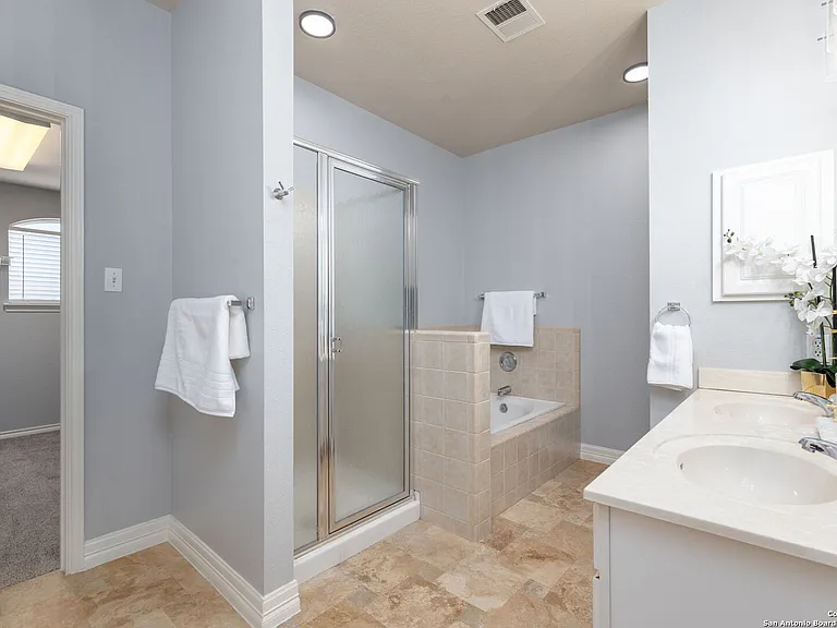 1206 Pinnacle Fls — Photo 8