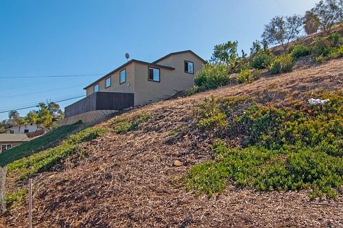 4th image of 450 65th St