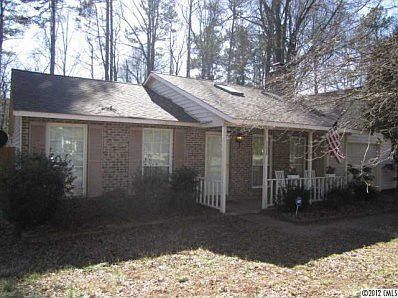1st image of 7028 Markway Dr