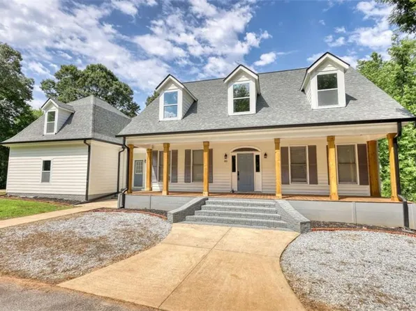 80 Surrey Chase Dr, Social Circle, GA 30025