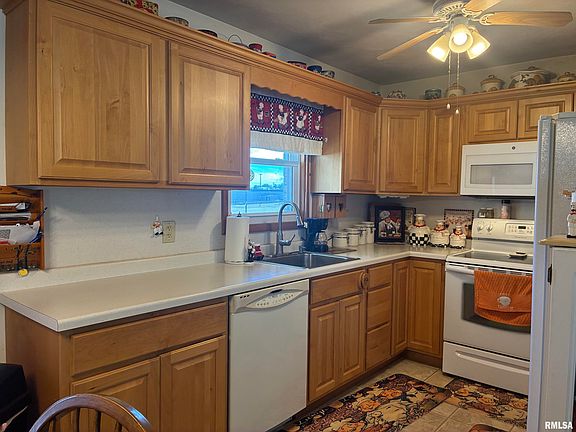 2nd image of 3132 Brentwood Dr