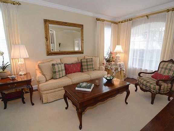 4th image of 380 Morning Blossom Ln