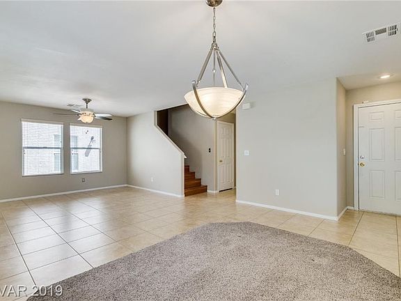 4th image of 9577 Glen Iris St