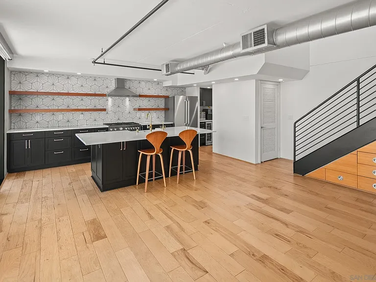 1780 Kettner Blvd #802 — Photo 39