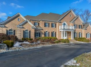20 Wellington Dr, Long Valley, NJ 07853
