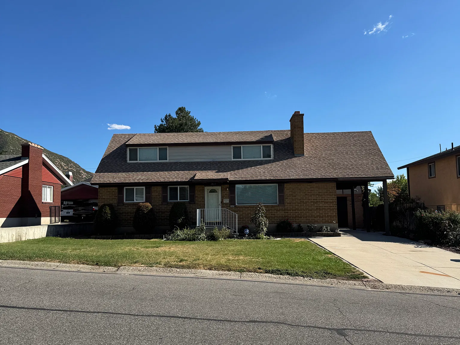4 bed, 1800 sqft, $3,200 — Photo 1