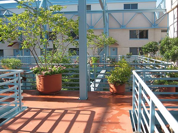 4th image of 7 N Columbus Blvd Unit 203