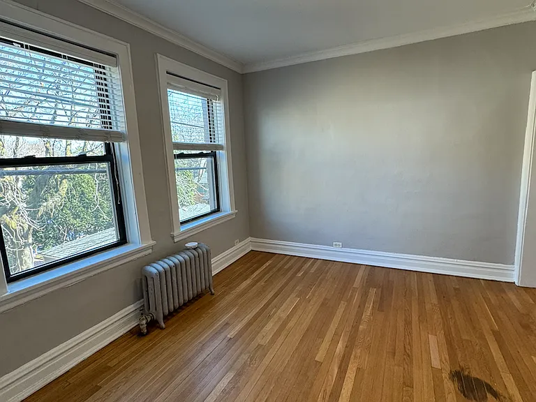 605 Hinman — Photo 57