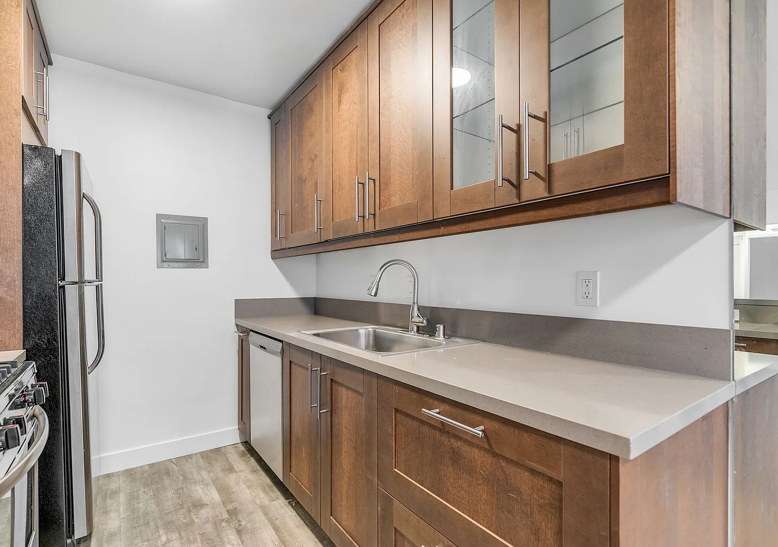 1812 Westholme Avenue — Photo 2