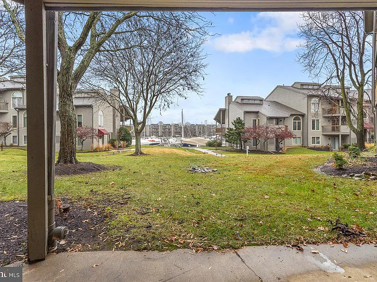 7036 Harbour Village Ct #T1 — Photo 27