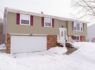 1135 N Carpenter Rd, Brunswick, OH 44212