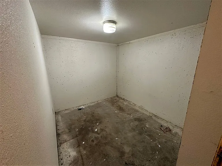 813 E Center St #A — Photo 18