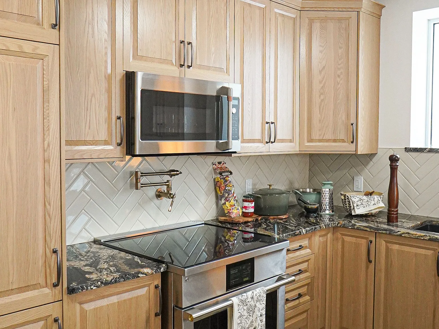 2 bed, $2,850 — Photo 4