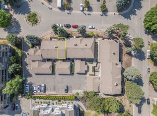 1675 Thayer Ct Unit 3, Kelowna, BC V1Y 8M2