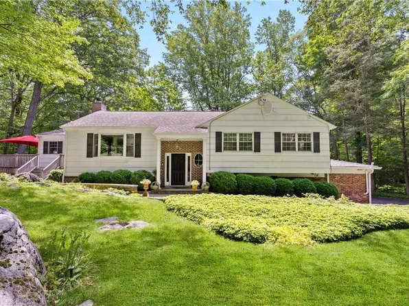 4 Dogwood Place, Armonk, NY 10504