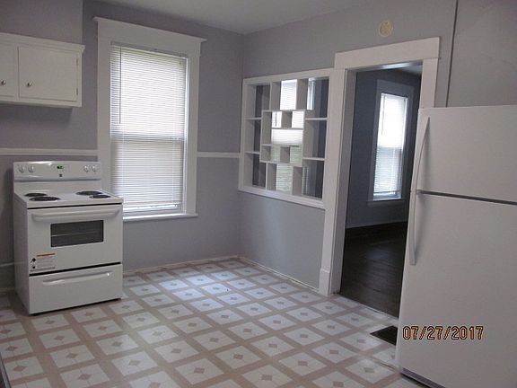 5th image of 2144 Francis Ave SE #1