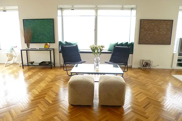 Rented by Keller Williams NYC | media 12