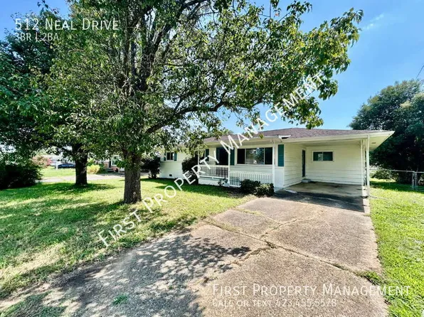 512 Neal Dr, Rossville, GA 30741