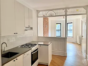 Rented by Brown Harris Stevens