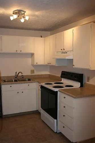 710 N Eastside Dr #2 Photo 1