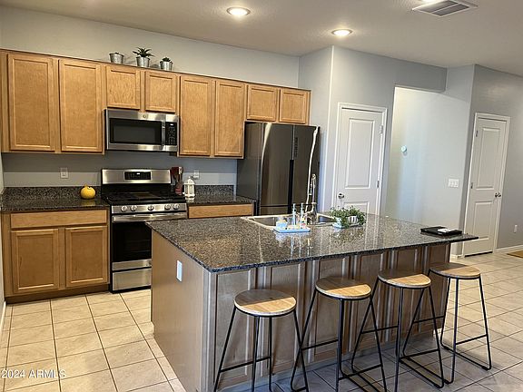 5th image of 25127 N 135TH Avenue