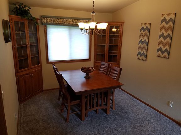 5th image of 2031 Norway Pine Dr