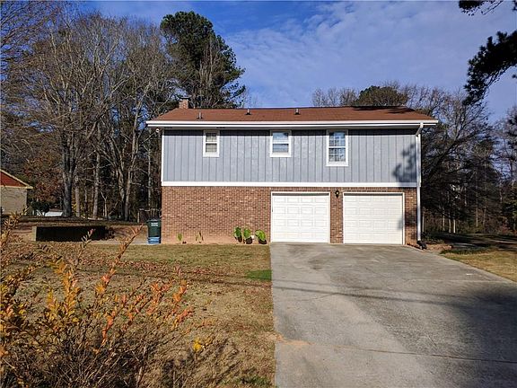 4th image of 3395 Palisade Ct