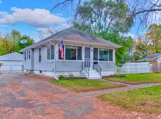 122 Austin Ave, Jackson, MI 49202