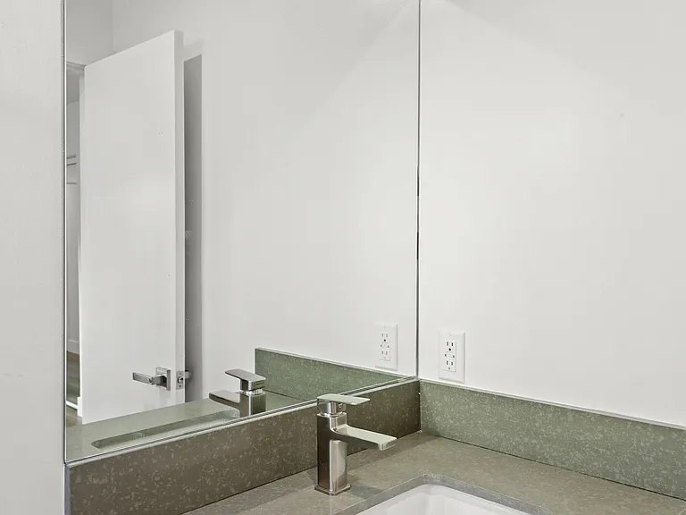 Bathroom Vanity With Mirror