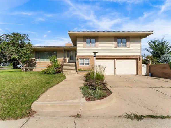 1119 S Bullivant Cres SW, Medicine Hat, AB T1A 5G8