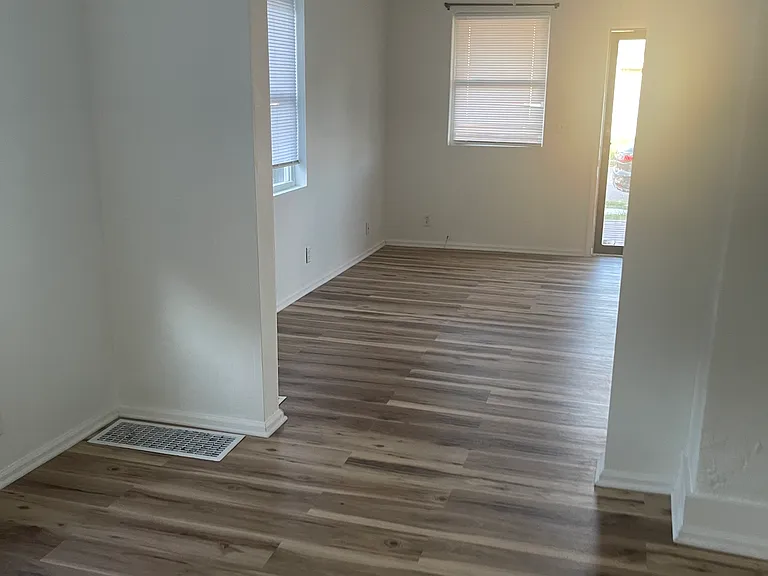 4004 N 26th St — Photo 19