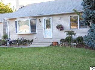 284 Delaware Dr, Brick, NJ