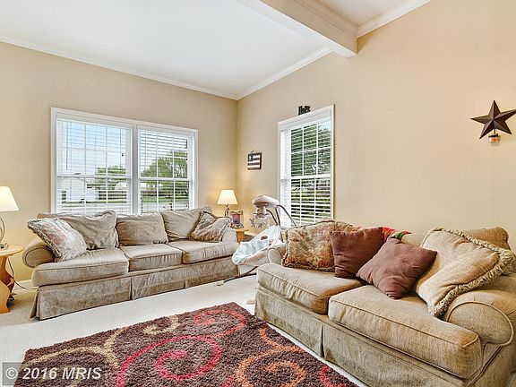5th image of 6910 Persimmon Ct