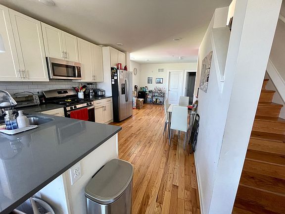 4th image of 1659 N Randolph St Unit 2