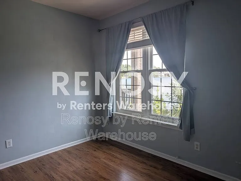 5520 Summer Cres — Photo 17